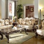 French Provincial Formal Antique Style 2pc Sofa & Loveseat Set in .