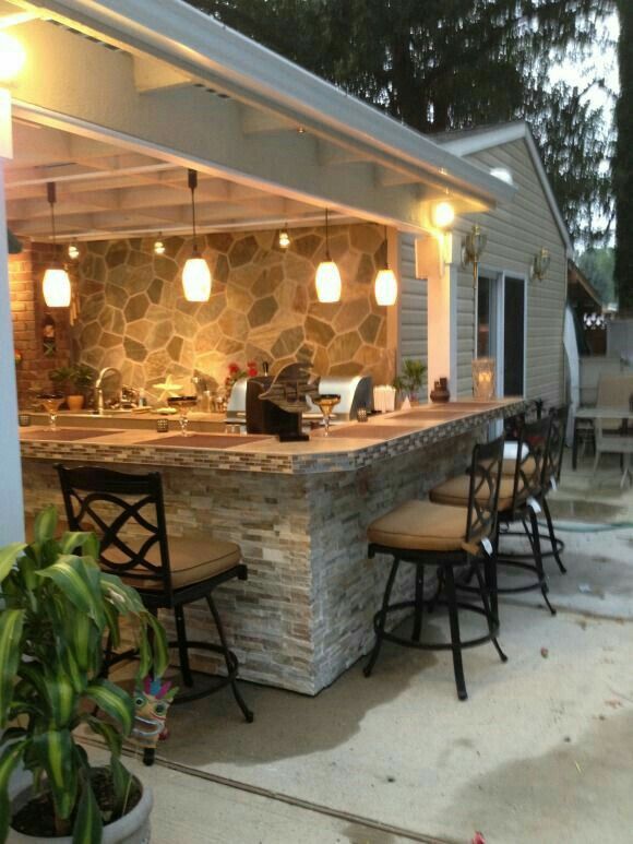 Fulfill the desire to bars with outdoor patios | Outdoor kitchen .