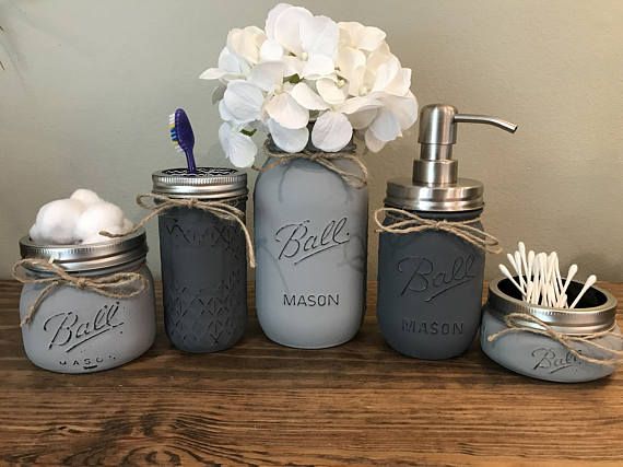 Complete Your Bathroom Look with
Coordinating Decor Sets