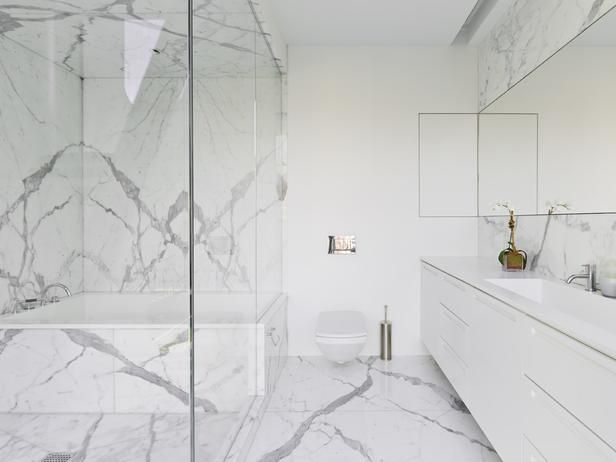 Beautiful, Luxurious Bathtub Ideas and Inspiration | White marble .