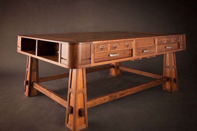 D&D For The Rich: Beautifully Crafted Gaming Tables | Geek chic .