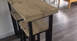 Reclaimed Wood Breakfast Bar and Two Stools - www.reclaimedbespoke .