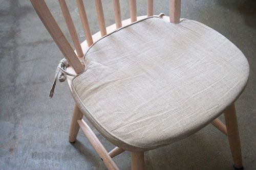 DIY Linen Seat Cushion | Kitchen chair cushions, Diy chair .
