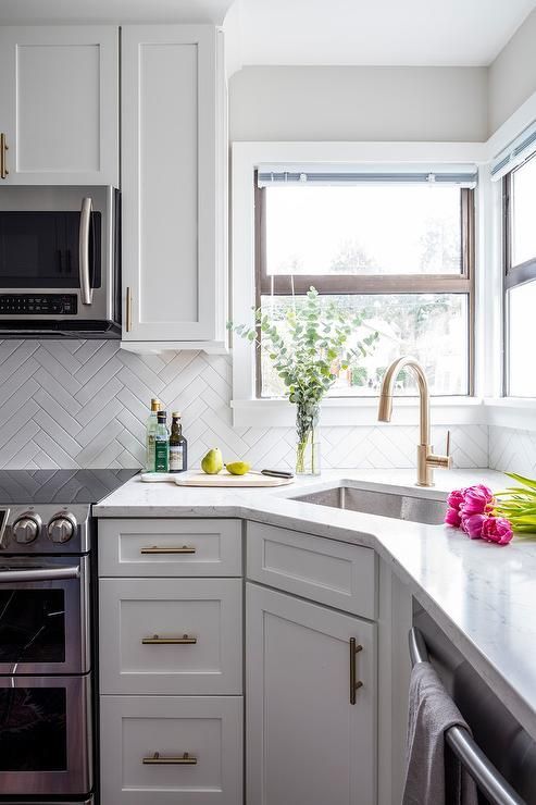 35+ Best Inspiring Corner Kitchen Sink Cabinet Designs Ideas for .