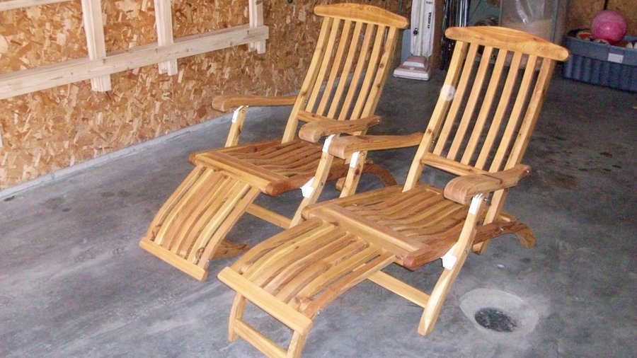 Deck lounge chairs, cedar, folding - by mls @ LumberJocks.com .