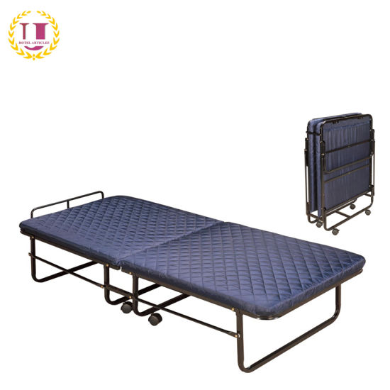 China Modern Portable Metal Frame Folding Bed with Foam Mattress .