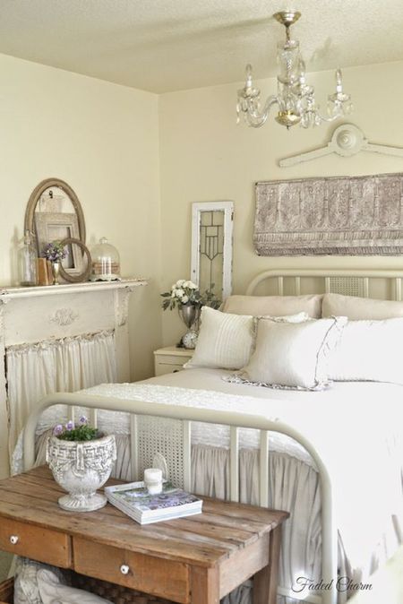 Ideas for French Country-Style Bedroom Dec