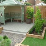Choosing Your Garden Fence - Decorative vs. Utilitarian | Small .