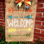 Arrows Welcome garden yard flag with bow | Garden flag diy, Burlap .