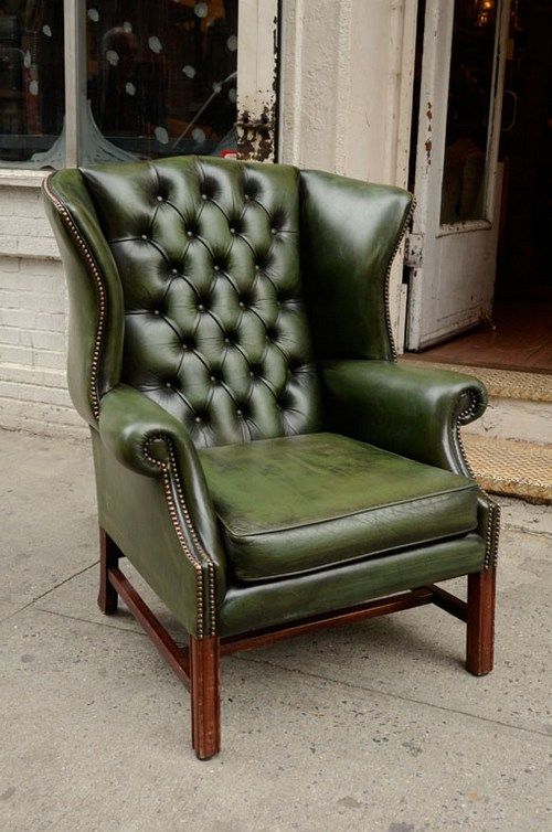 Leather Wingback Chair With Nailhead Trim – golaria.com in 2020 .