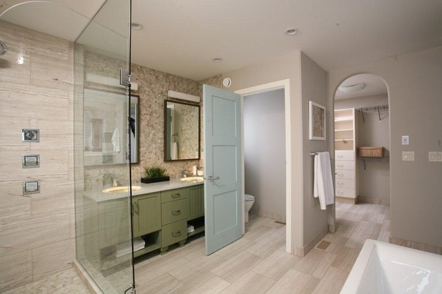 Master suite - Contemporary - Bathroom - Calgary - by Avonlea Hom