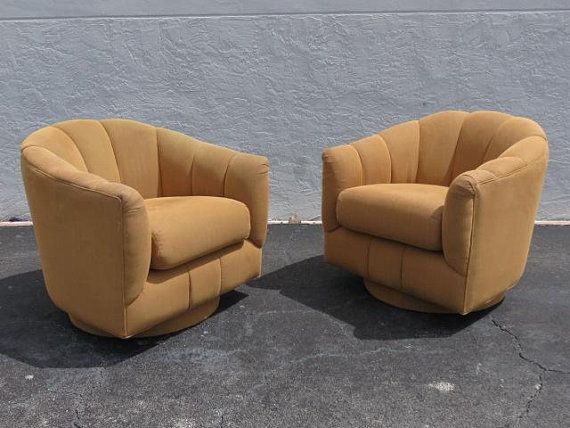 Mid Century Modern Swivel Lounge Chair