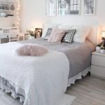 54 Awesome Decoration Ideas to Make Your Bedroom Cozy and Warm .