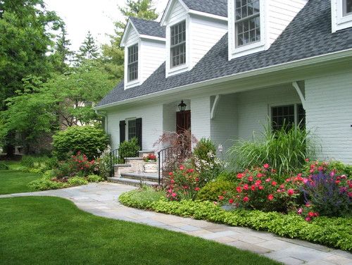 20 Simple But Effective Front Yard Landscaping Ideas | Front house .