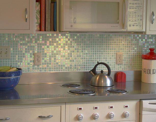 Small Kitchen Tile Backsplash Ideas