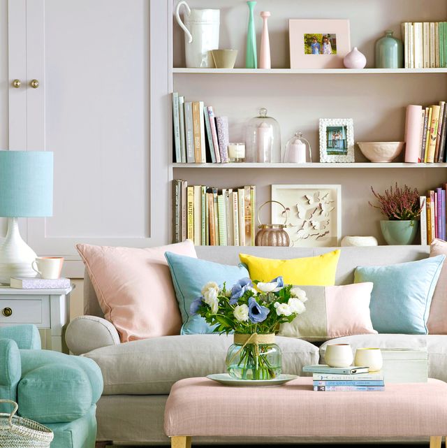20 Coffee Table Decorating Ideas - How to Style Your Coffee Tab