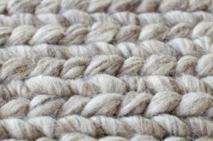 Thick Wool Rug - https://www.otoseriilan.com in 2020 .