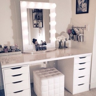 Makeup Table With Mirror And Chair - Ideas on Fot