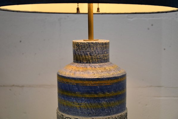 Mid-Century Modern Ceramic Table Lamp by Aldo Londi for Bitossi .