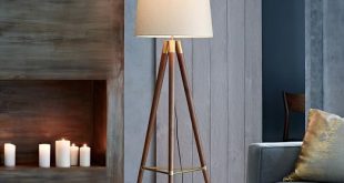 Mid-Century Wood Tripod Floor Lamp - Waln