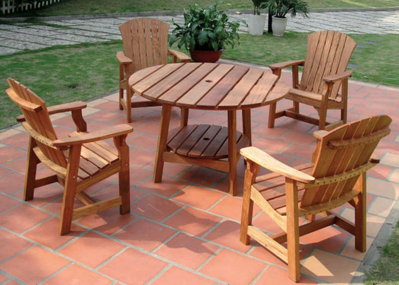 Outdoor Wood Furniture | Outdoor Accen