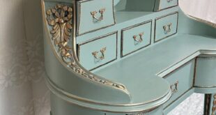 Antique Furniture Designs