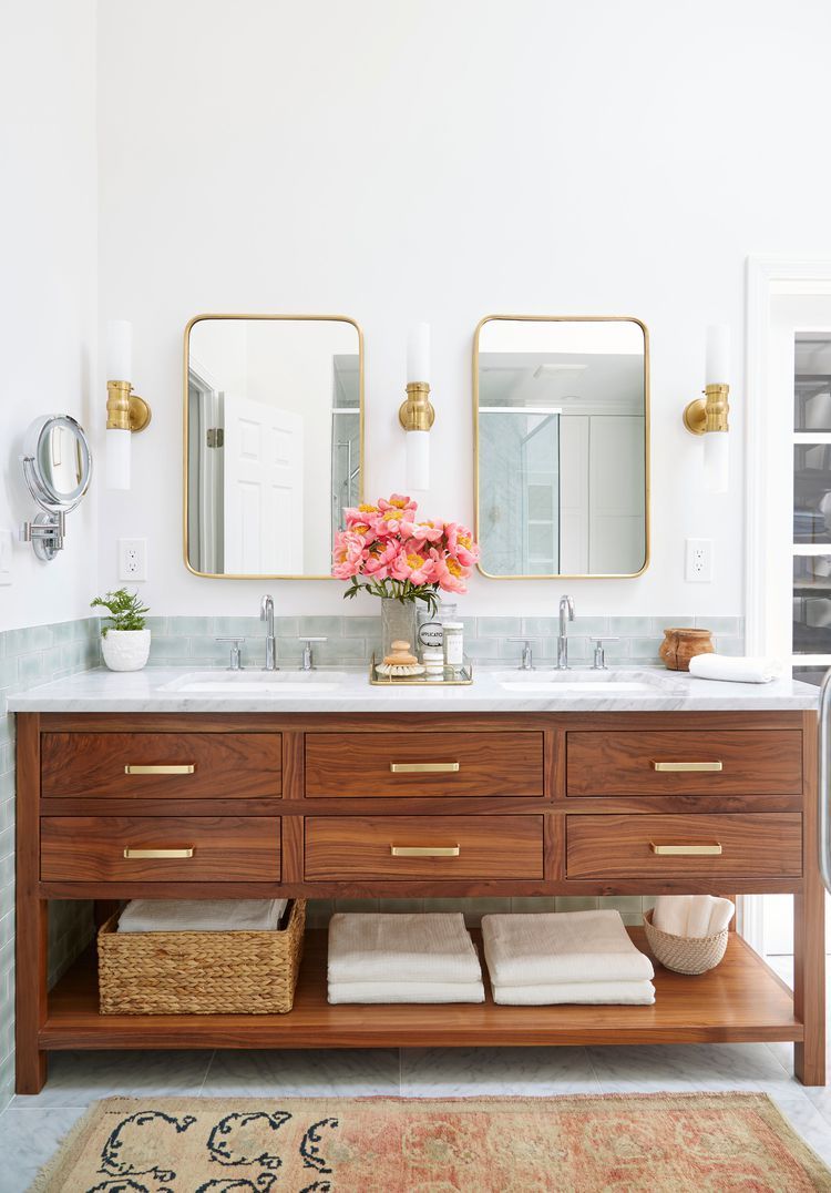 Compact Bathroom Vanity: Maximizing Storage Space