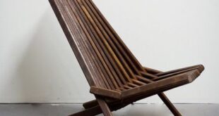 Wooden Folding Deck Chairs