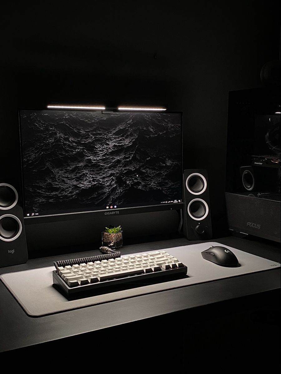 The Ultimate Guide to Choosing the Perfect PC Gaming Desk