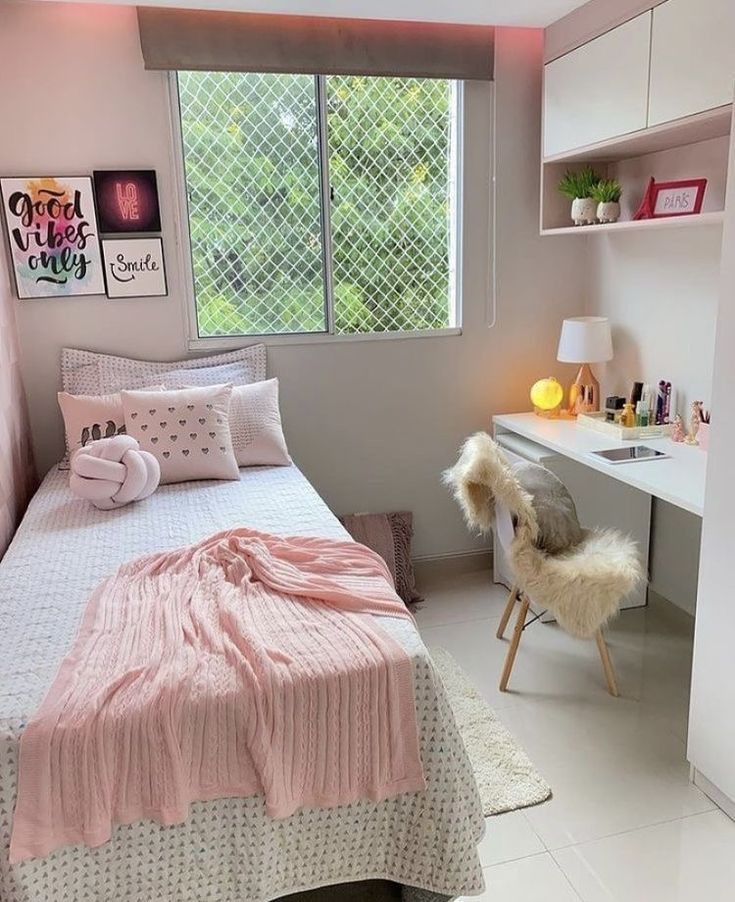 Girls Bedroom Ideas For Small Rooms