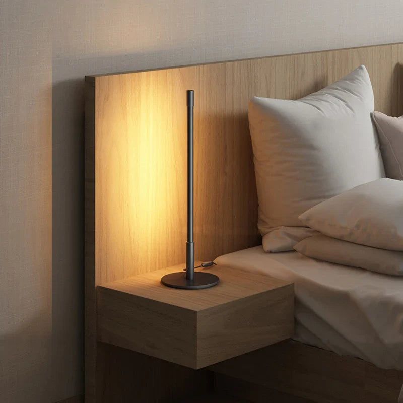 The Convenience of Touch Bedside Table Lamps