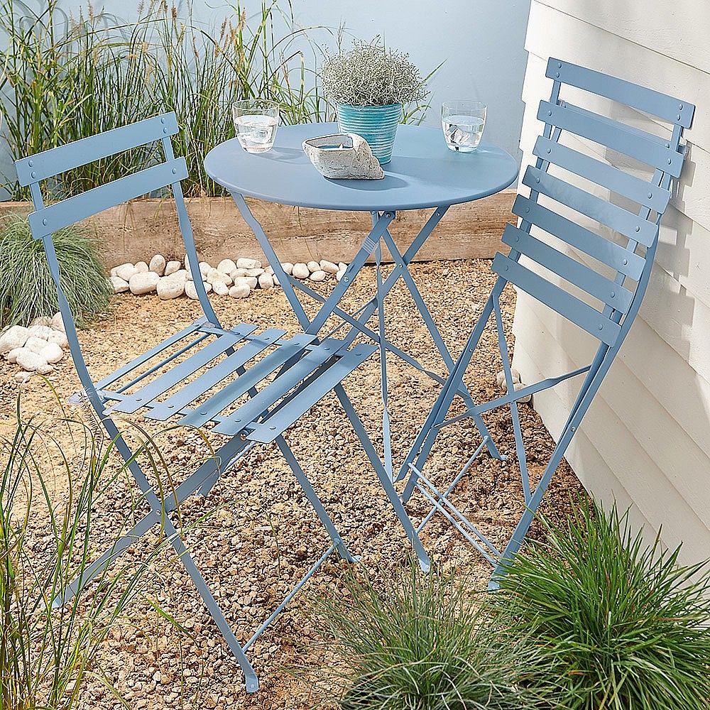 Enhance Your Outdoor Space with a Beautiful Garden Table and Chairs Set