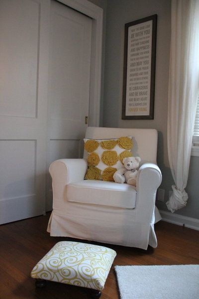 The Comfort and Convenience of a Nursery Glider Rocking Chair