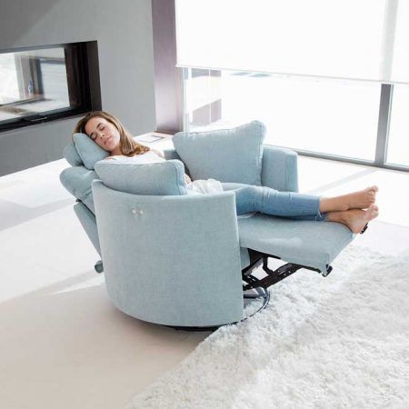 The Comfort of Fabric Recliner Sofas and Chairs