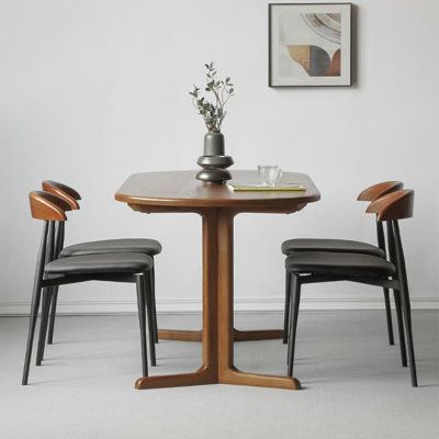 The Beauty of Wood Kitchen Table and Chair Sets