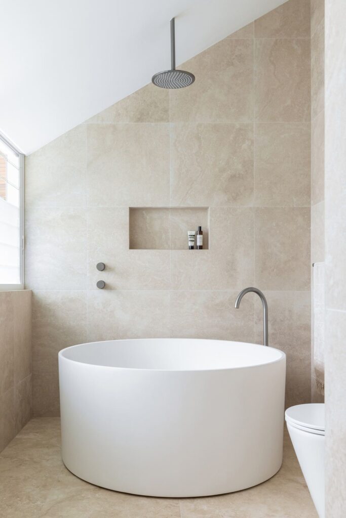 Modern Ensuite Bathrooms