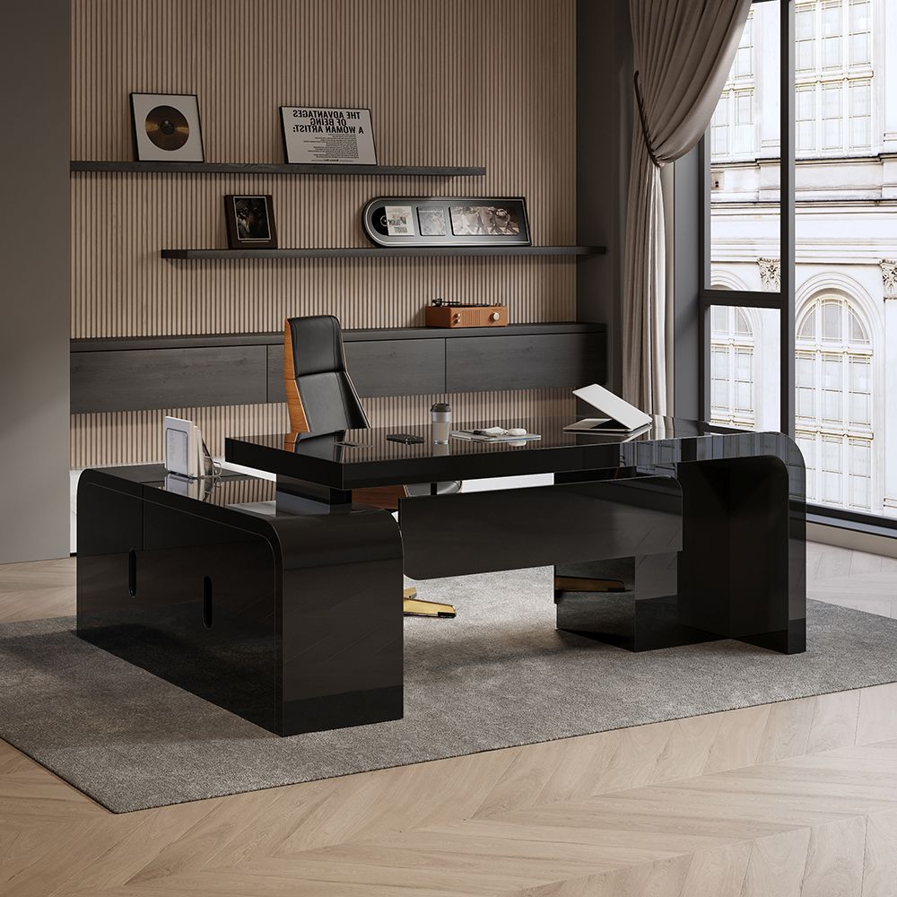 Sleek and Stylish: The Modern L-Shaped Office Desk