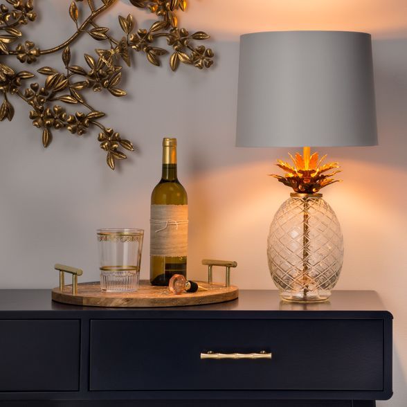 A Guide to Pineapple Style Table Lamps