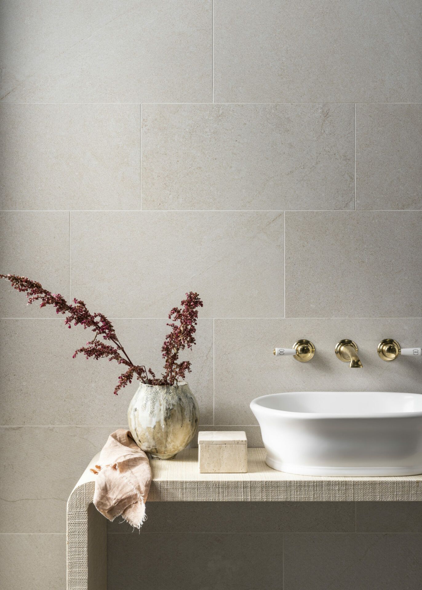 Achieving a Natural Stone Aesthetic with Porcelain Tile