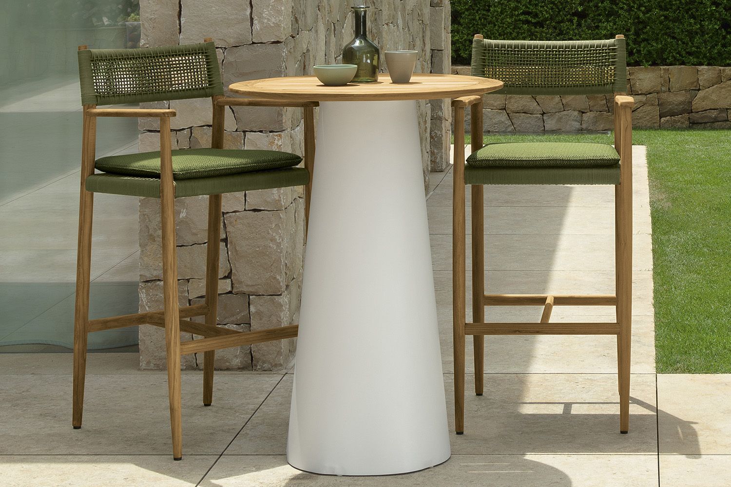 Best Outdoor Bar Stools with Back Support for Ultimate Comfort