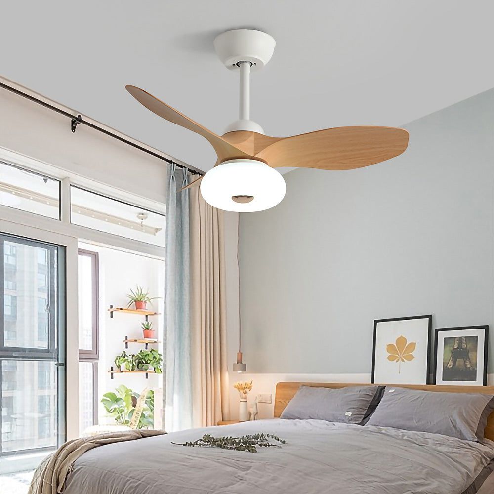 Brighten Up Your Bedroom with a Gorgeous Ceiling Fan and Light Combination