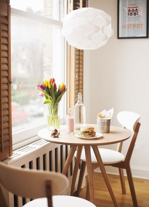 Compact Breakfast Dining Set for Cozy Mornings