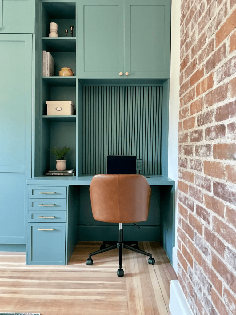 Small Corner Desk With Storage