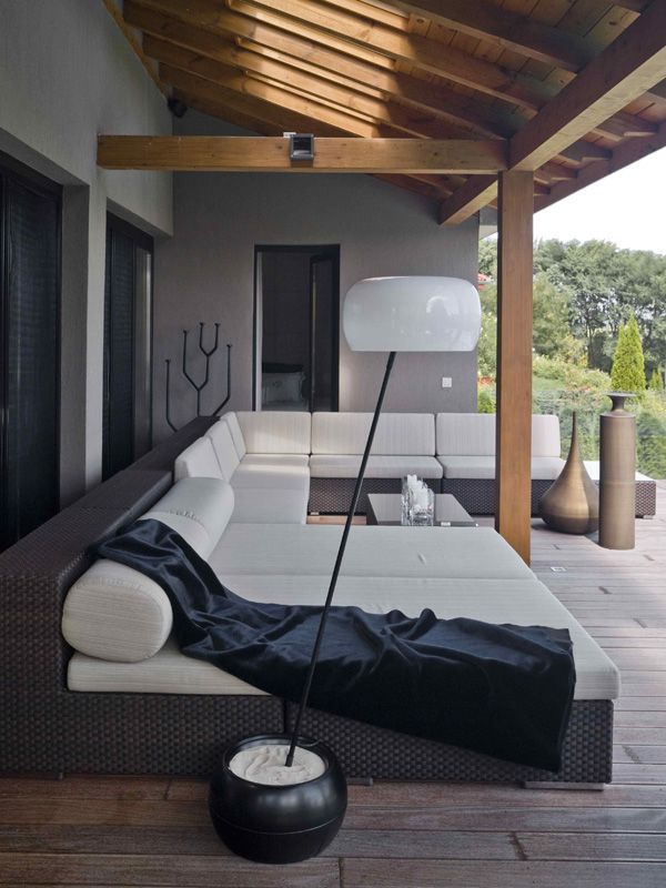 Contemporary Outdoor Lounge Furniture: Elevate Your Outdoor Space with Style