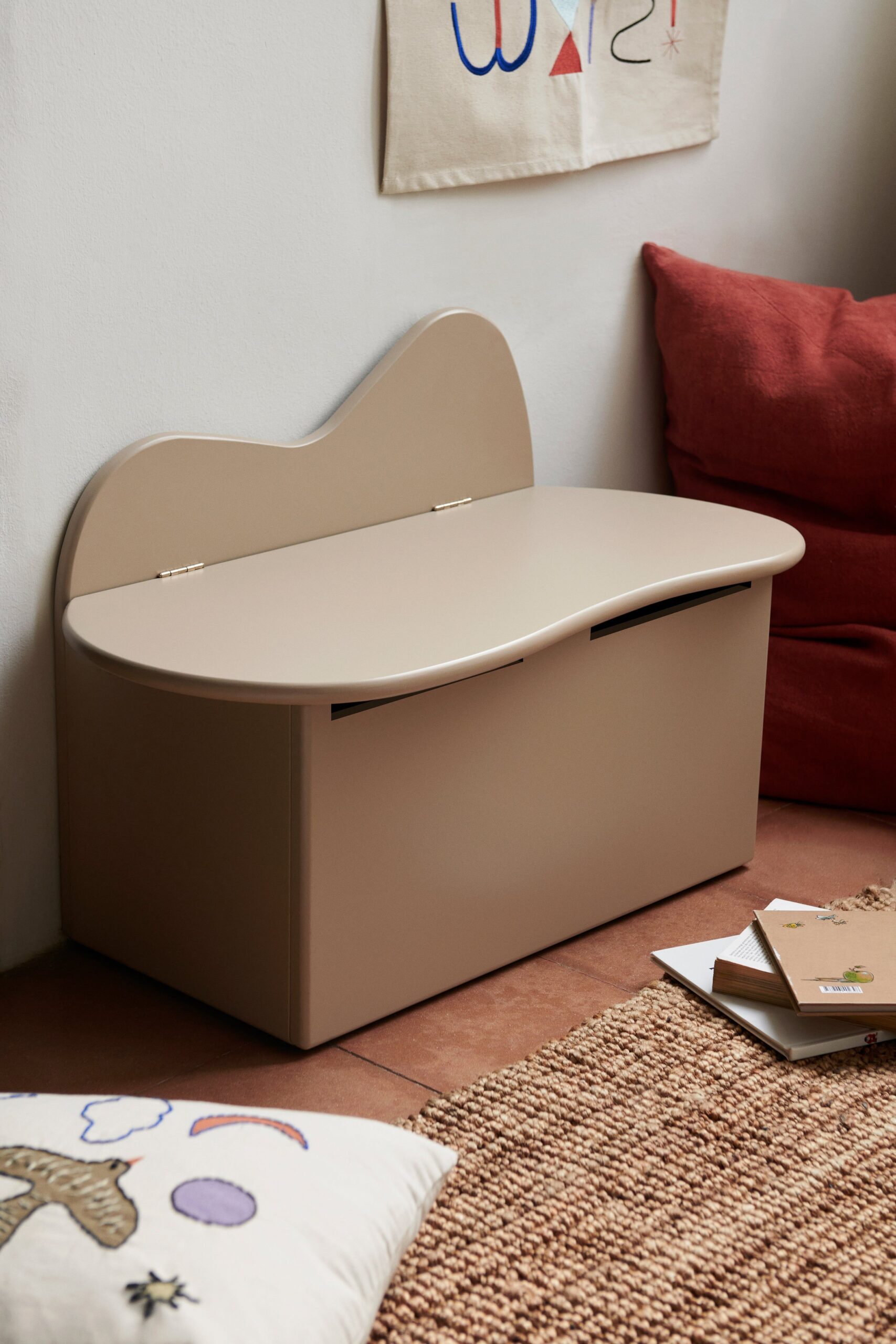 Creating Functional Storage Solutions for Compact Living Spaces