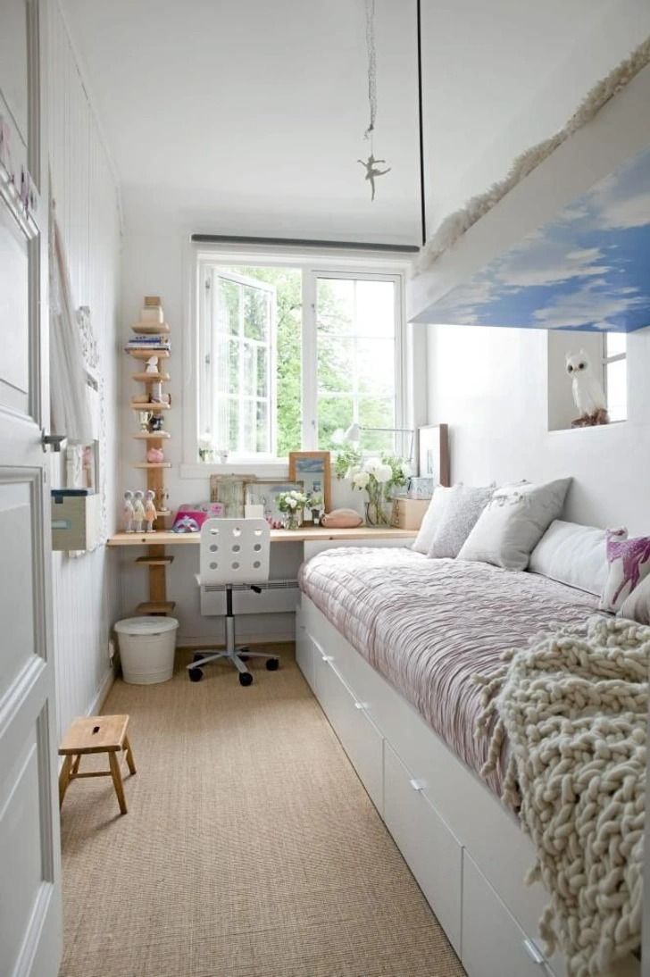 Creative Solutions for Teenage Girls’ Small Bedroom Decor