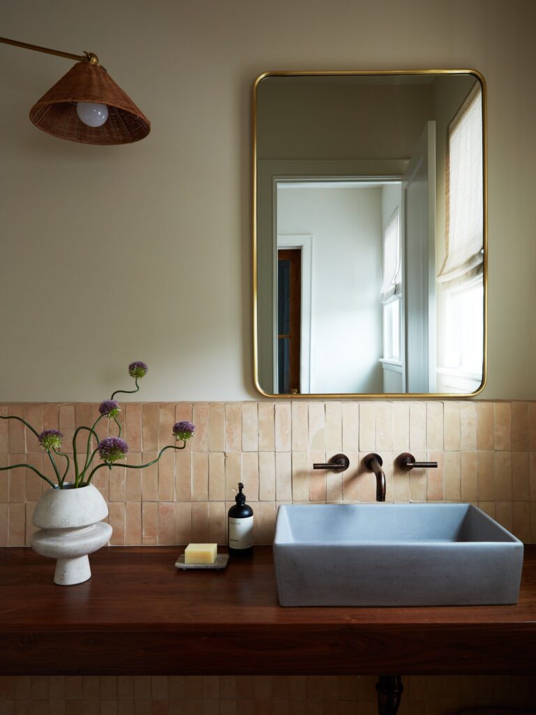 Bathroom Remodeling Ideas For Small Spaces