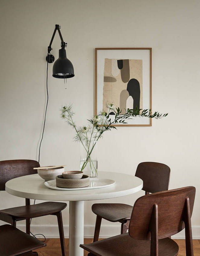 Creative Ways to Transform Your Small Dining Space with Modern Decor Ideas