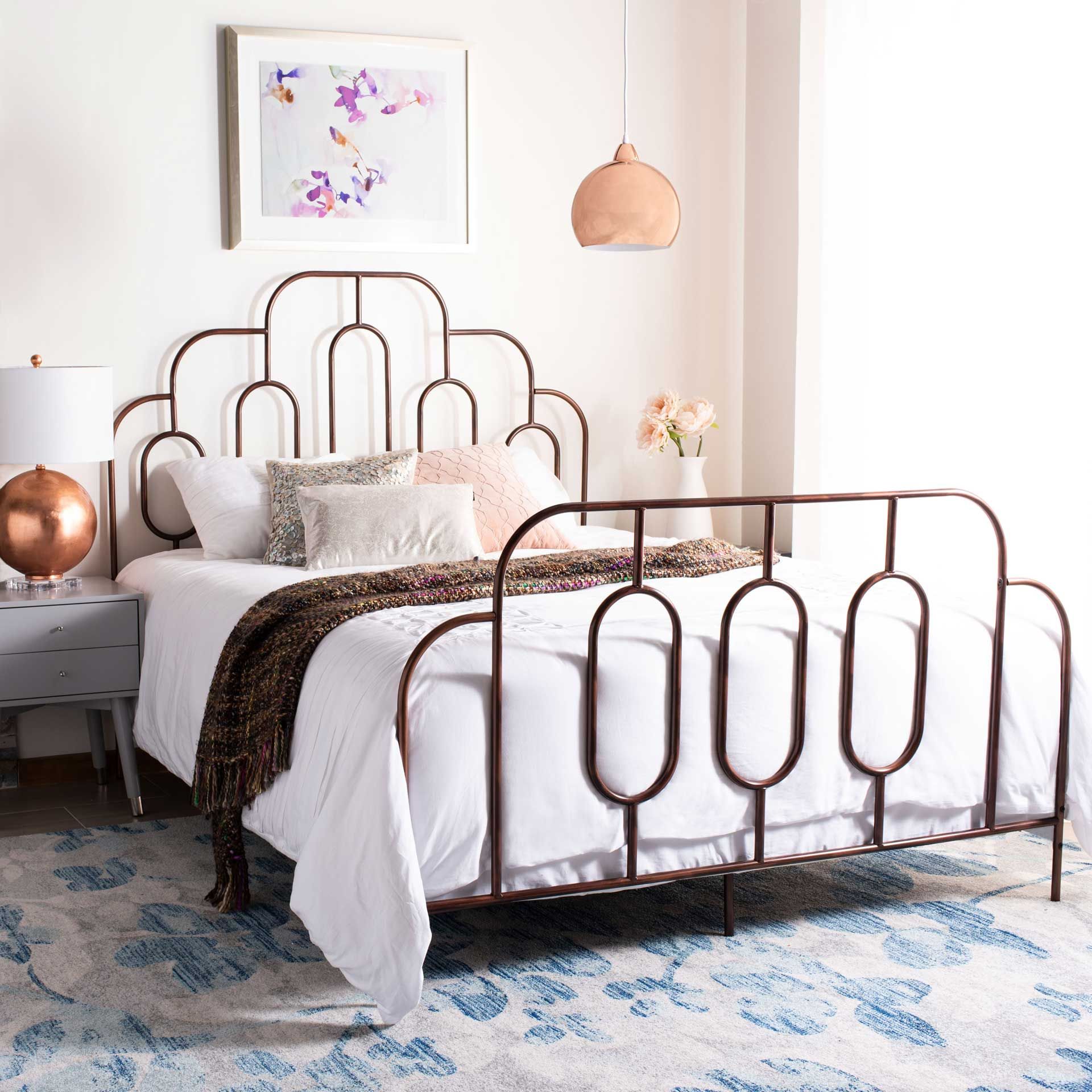 Discover the Elegance of Antique Metal Headboards for Queen-sized Beds