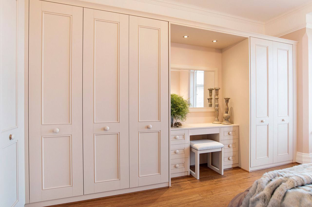 Elegance and Functionality: Shaker Style Fitted Bedroom Furniture